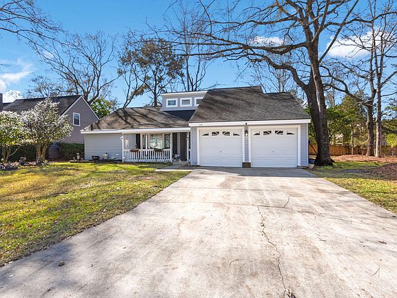 2nd image of 133 Bridgecreek Dr