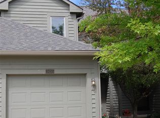 3430 Bent Trail Dr, Ann Arbor, MI 48108