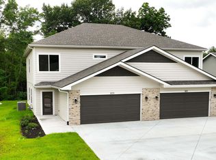 Courtland Plan, Highland Ridge, Edwardsville, KS 66111
