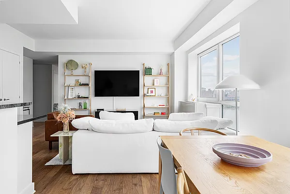 Rented by Compass | media 13