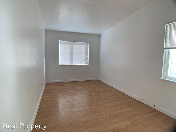 4th image of 746 47th Ave