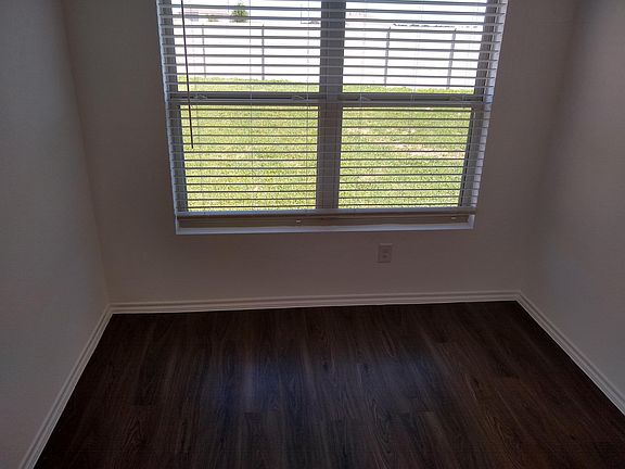 5th image of 26619 Wilderye Cove Ln