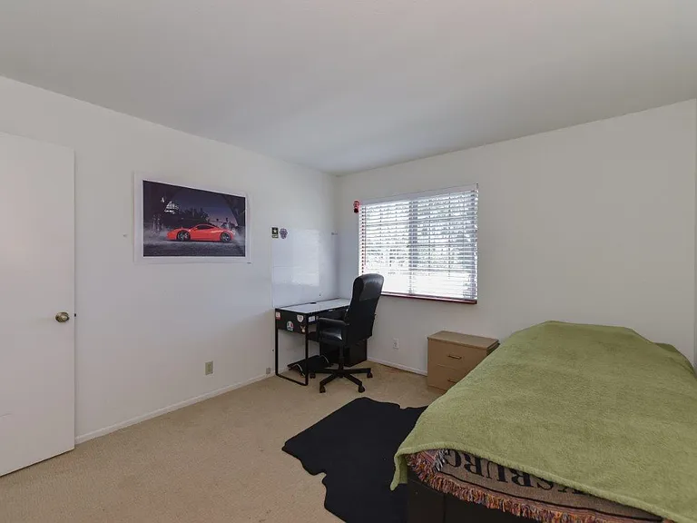 45 Greenfield — Photo 15