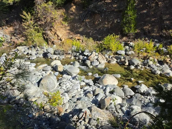 26000 Shotgun Creek Rd, Castella, CA 96017
