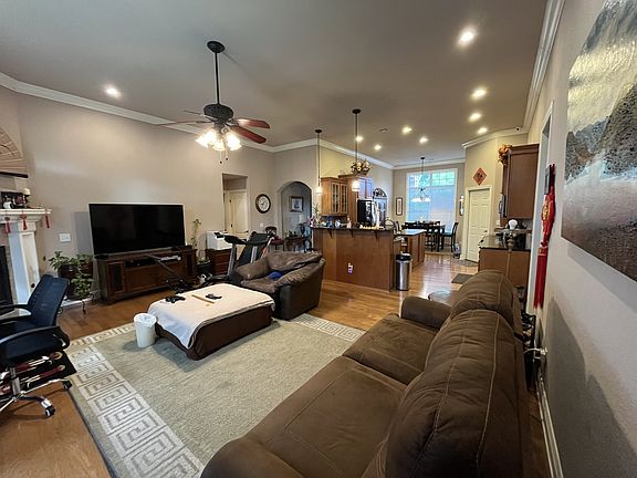 3rd image of 1530 Whippoorwill Ln