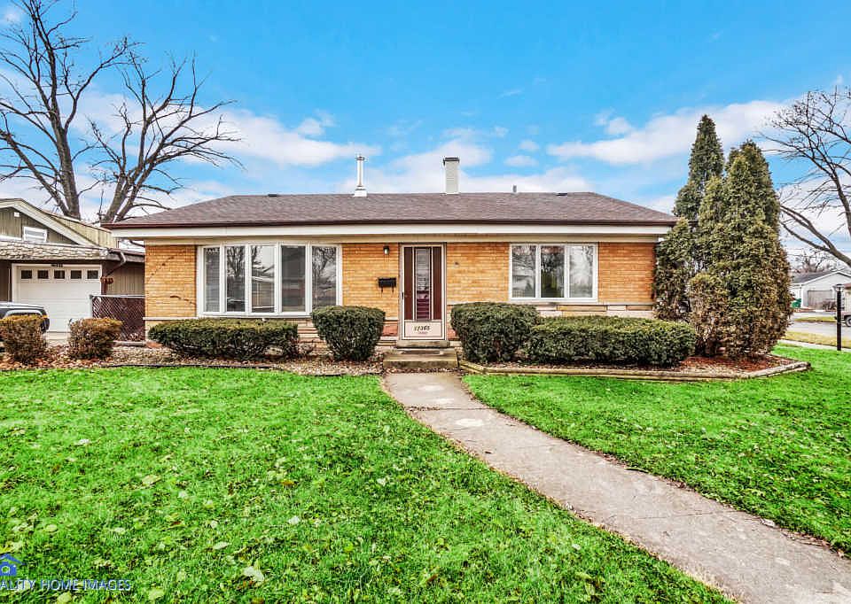 1st image of 17365 Oconto Ave