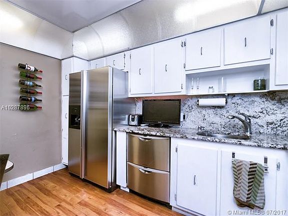 5th image of 20335 N Country Club Dr APT 603