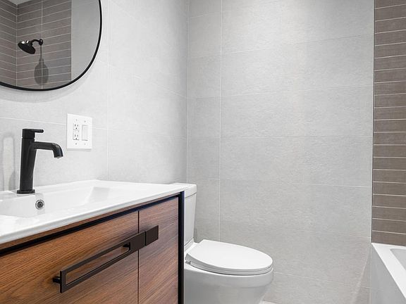 4th image of 521 Eastern Pkwy #1