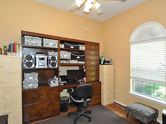 4th image of 7615 Bronze Trail Dr