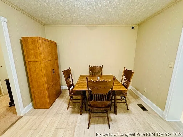 434 Windsor Rd — Photo 13