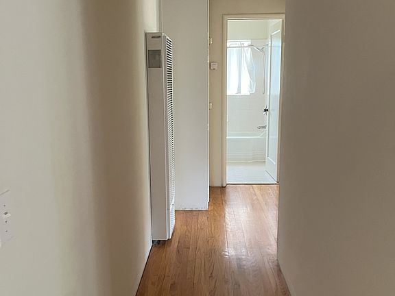 5th image of 2121 Harvard St