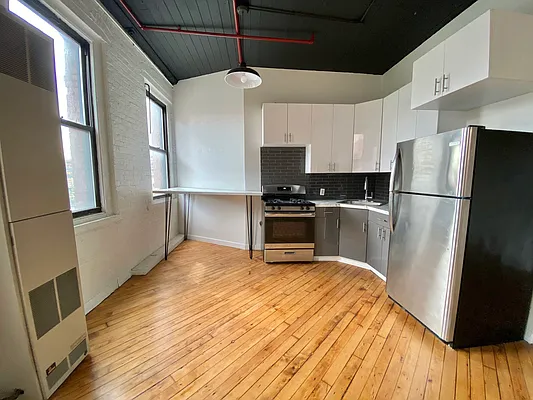 Rented by Carnegie Management Inc | media 62