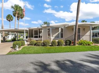 97 Hickory Ln, Eustis, FL 32726