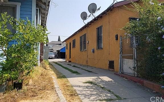 5th image of 1146 S Normandie Ave