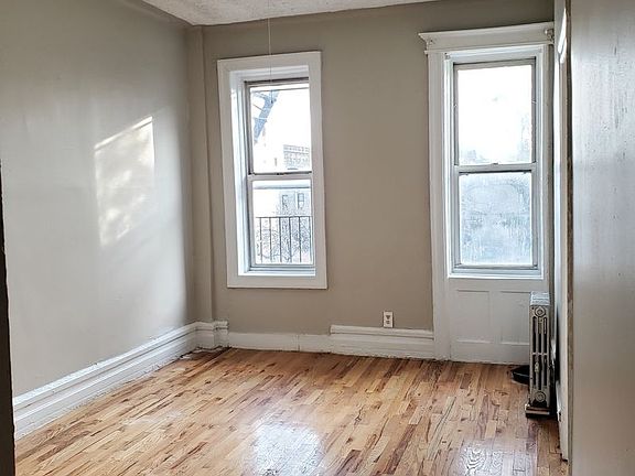 5th image of 1675 Lincoln Pl APT C1