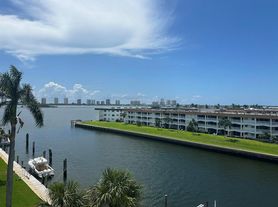 104 Paradise Harbour Blvd, North Palm Beach, FL