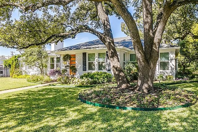 1st image of 6354 Waverly Way