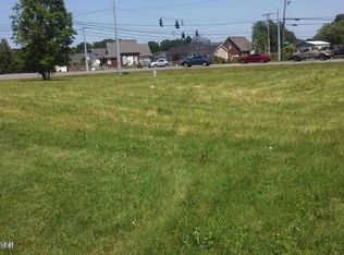 6004 Lower Hunters Trce, Louisville, KY 40258