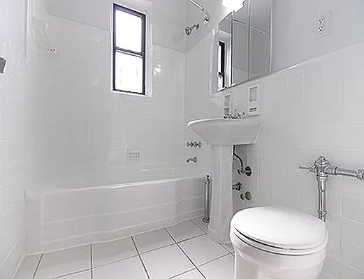 Rented by SW Queens Mezzanine | media 13