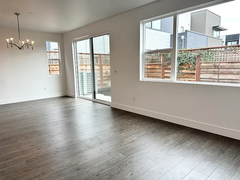 1622 Tecado Dr — Photo 8