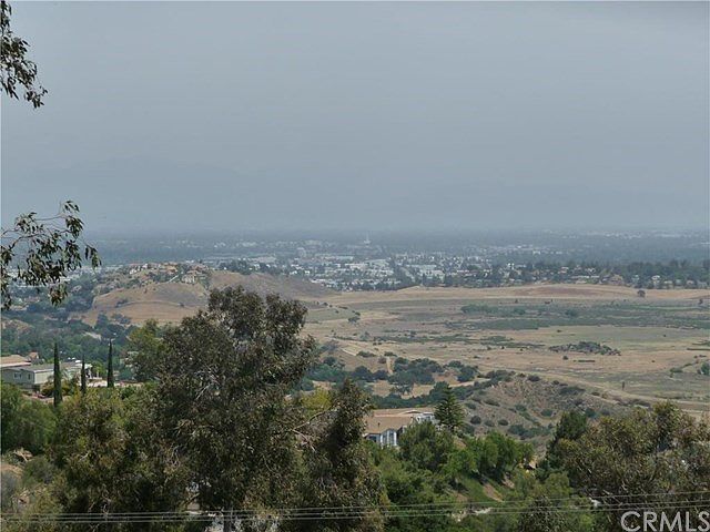 View on cloudy day