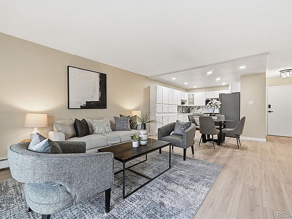 3rd image of 705 S Alton Way #4C