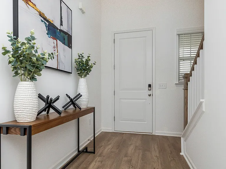 325 Bryland Way — Photo 2