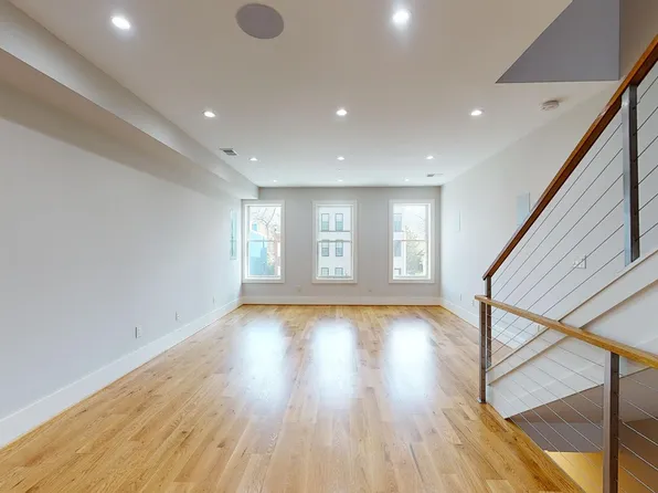 523 Lamont St NW, Washington, DC