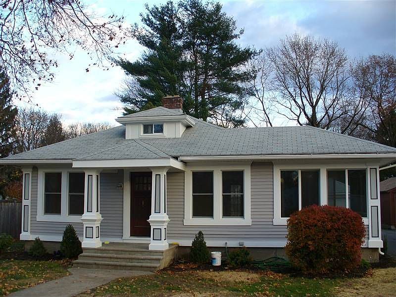 1st image of 74 Trumbull Ave