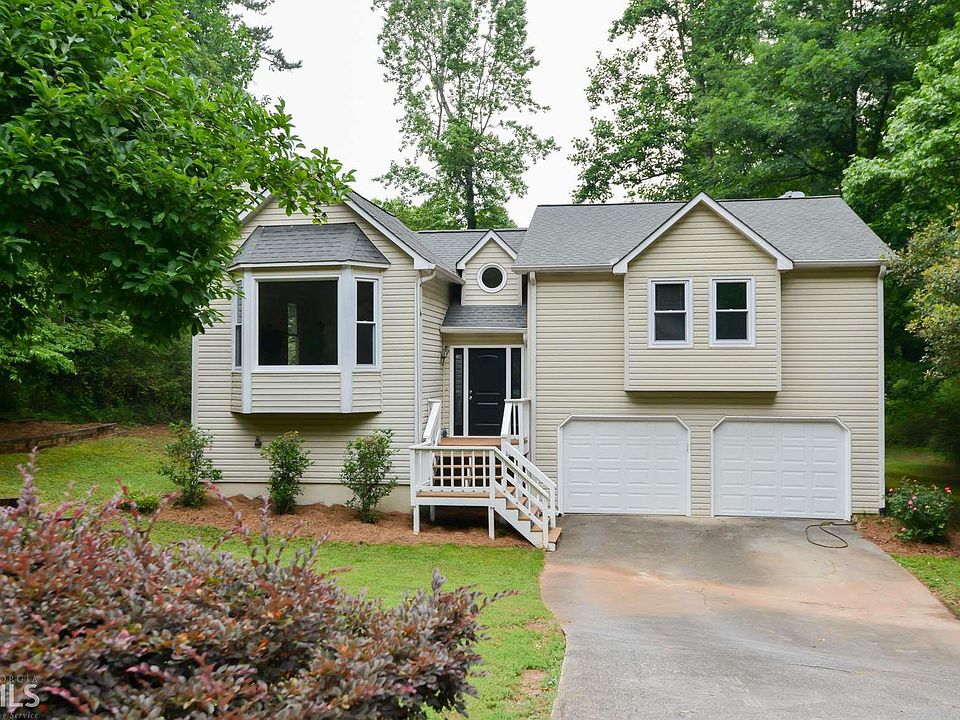 1st image of 2179 Chartwell Dr