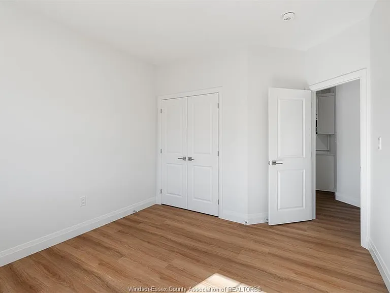 715 Elliot Point Rd #A — Photo 19
