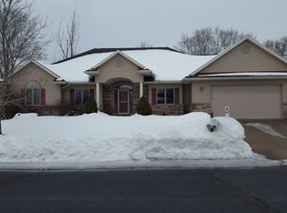 526 Johnson St, Onalaska, WI 54650