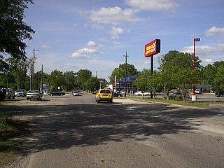 2nd image of 6 S Magnolia Ave