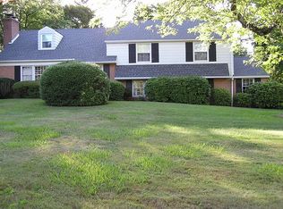 901 Walton Rd, Blue Bell, PA 19422