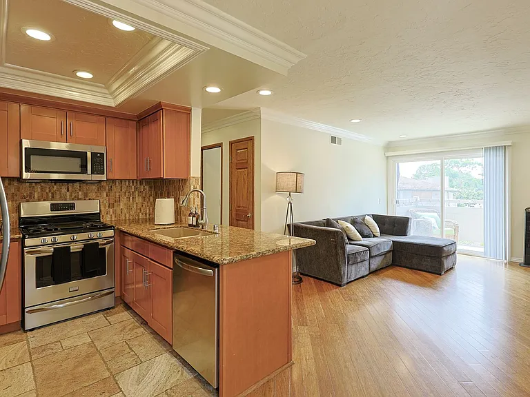 3157 Evening Way #D — Photo 9