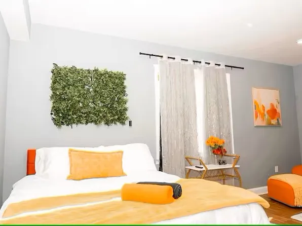 1306 N Carlisle St #2, Philadelphia, PA 19121