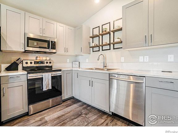 5th image of 381 Bozeman Trl