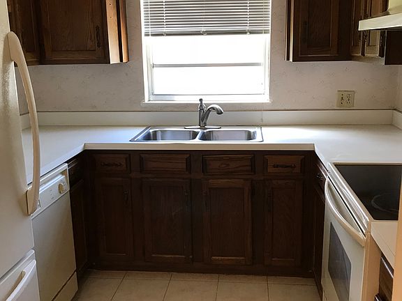 5th image of 29 Vista Gardens Trl