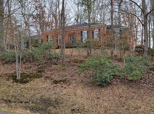 333 Carrsbrook Dr, Charlottesville, VA 22901