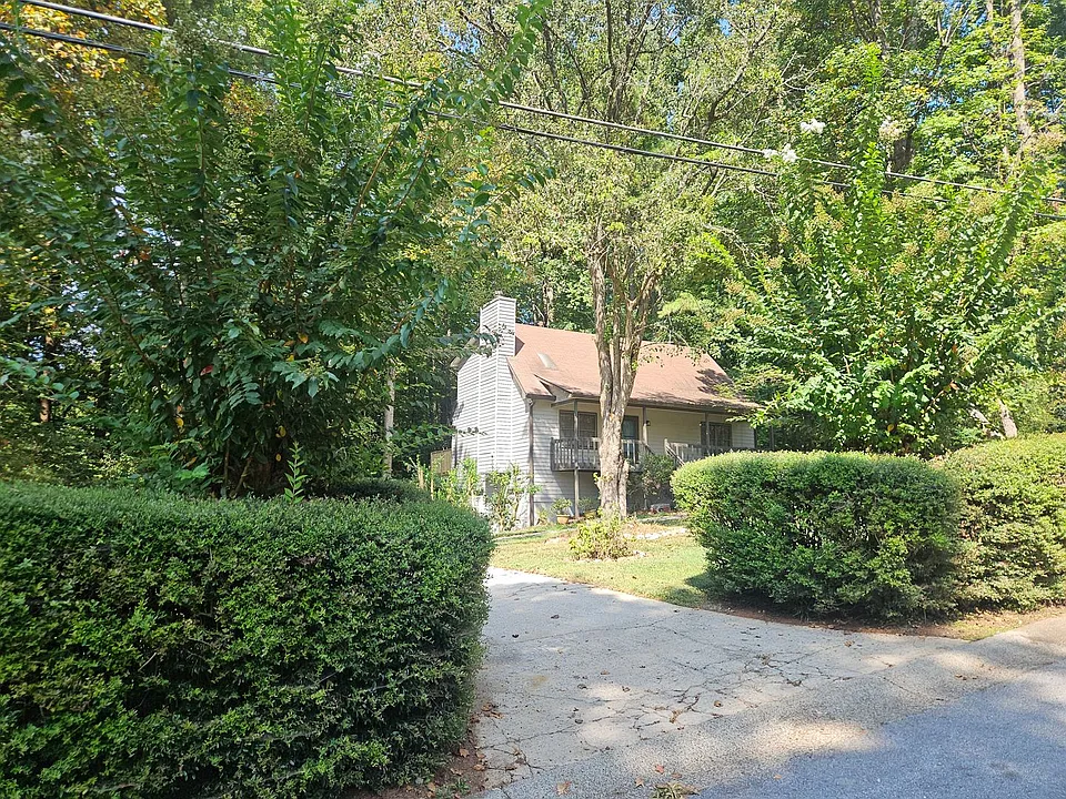 520 Hardy Cir