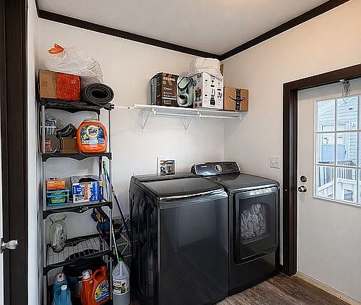 4th image of 4601 Chateau Village Way