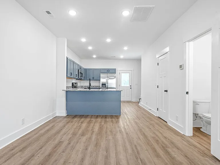 323 Front Ridge Cir — Photo 8