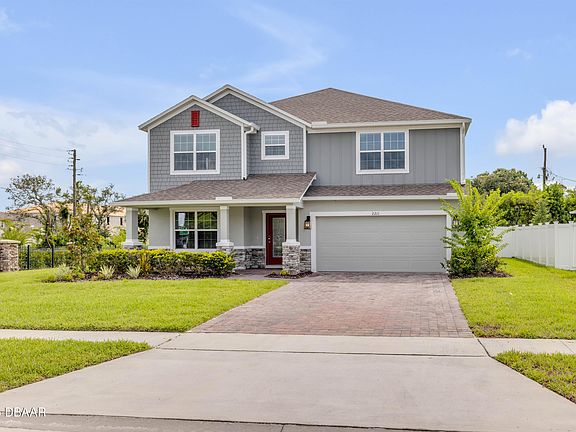 2nd image of 2211 Elegant Manor Cir