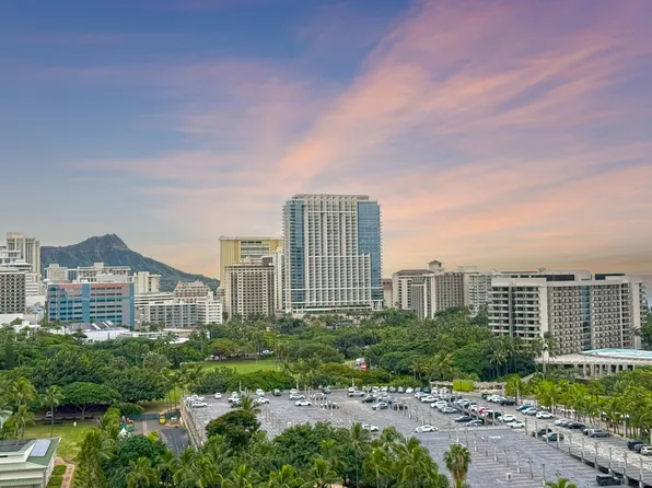 1910 Ala Moana Blvd #13A, Honolulu, HI 96815