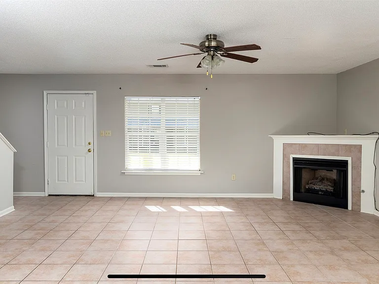 137 Private Road 3088 — Photo 4