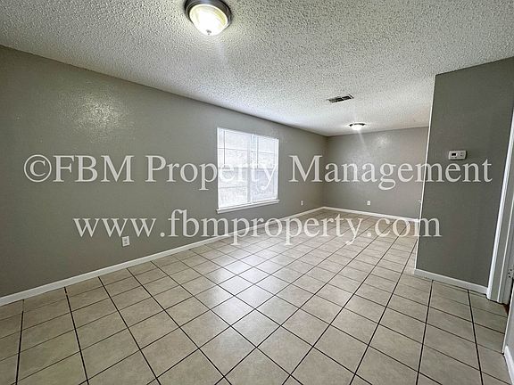 4th image of 1020 Northwood Blvd APT 11
