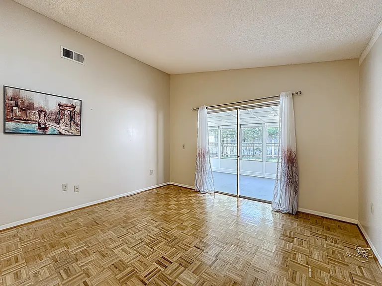 3033 Dunhill Dr — Photo 9