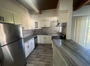 655 Manor Dr APT D, Pacifica, CA 94044