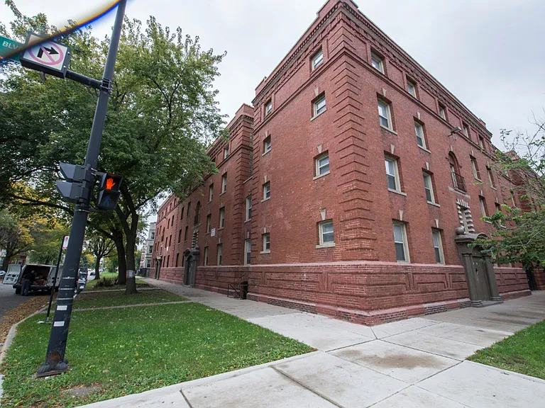 5504 S Wabash — Photo 26