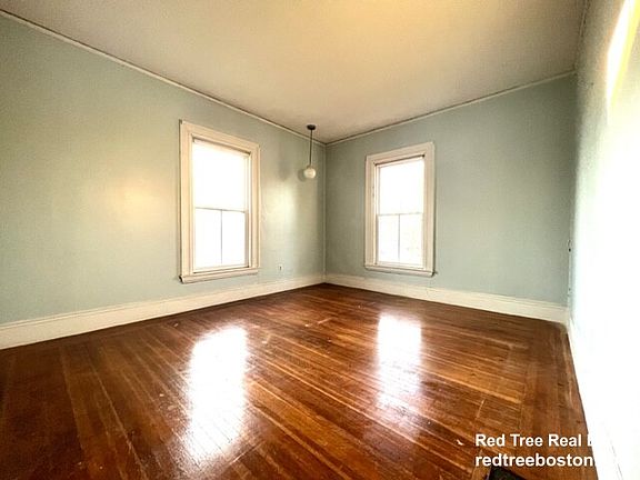4th image of 510 Watertown St Floor 2